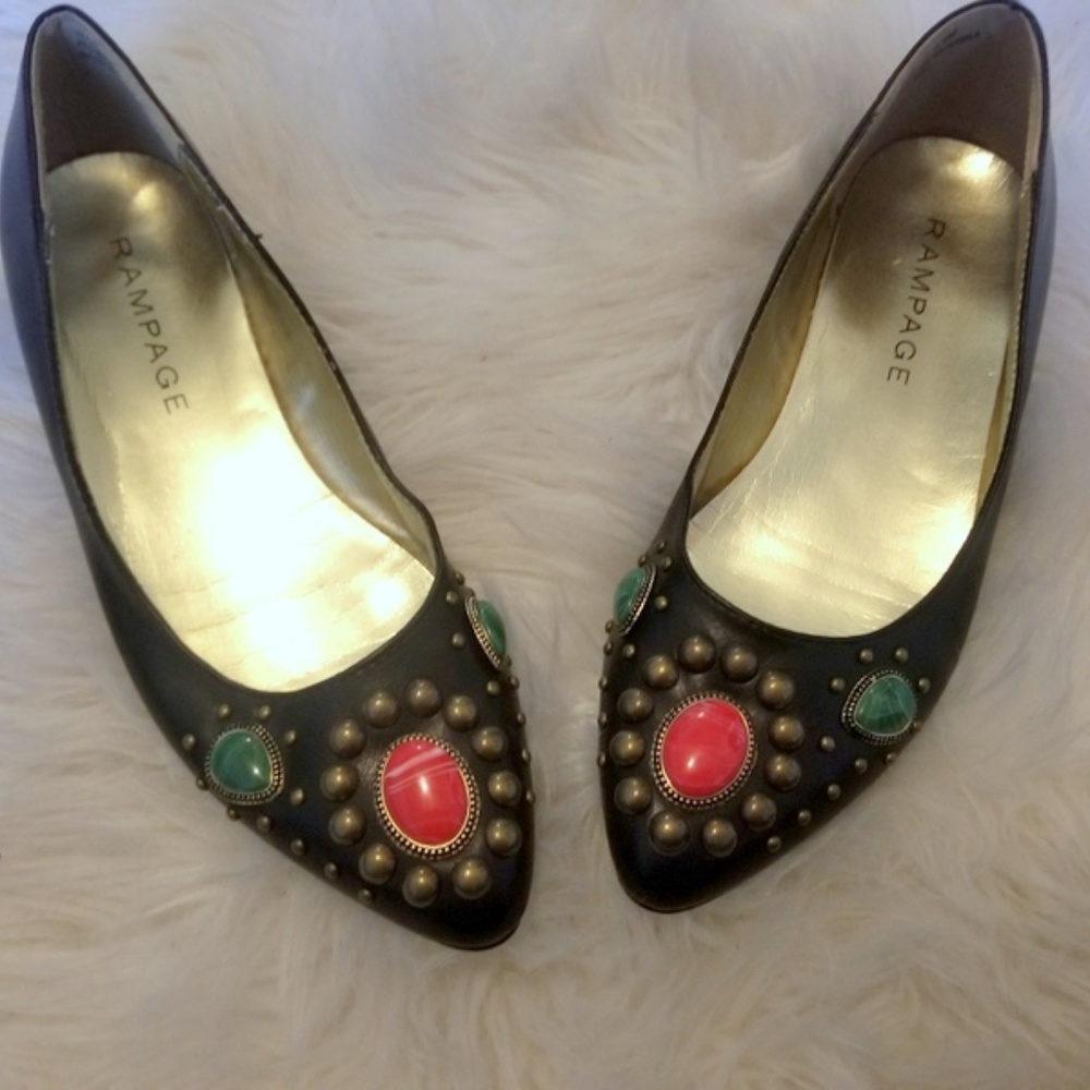 jeweled Pointed Flats !EVERYTHING GOES!